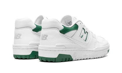 NB 550 White Classic Pine