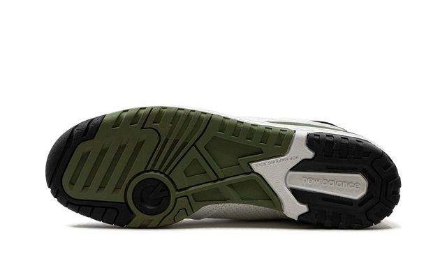 NB 550  White / Dark Olivine