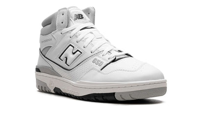 NB 650 Alb/Gri