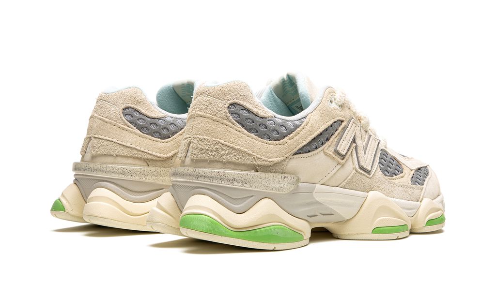 NB 9060 Cărămizi și lemn