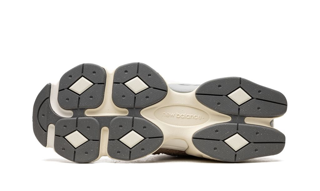 NB 9060 Driftwood Stone Pink Sea Salt