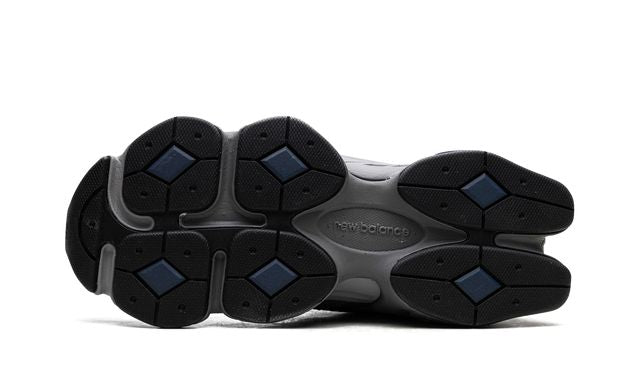 NB 9060 Grey Castlerock