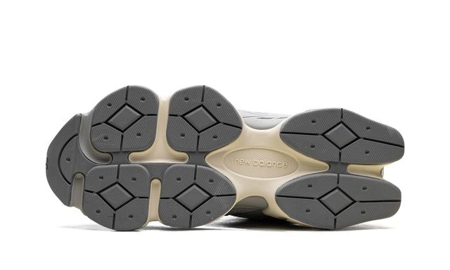 NB 9060 Gri ​​deschis Alb