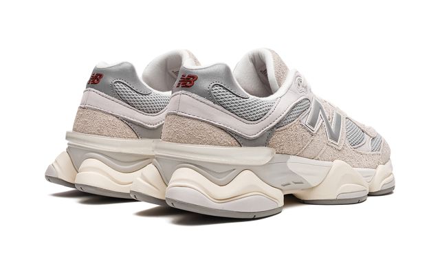 NB Lunar Timberwolf Grey