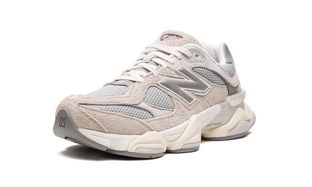 NB Lunar Timberwolf Grey