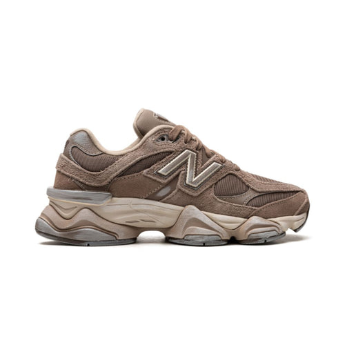 NB 9060 Lupul de lemn cu ciuperci 