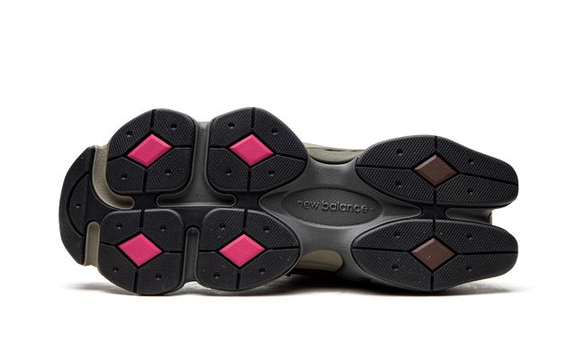 NB 9060 Rich Oak Burgundy