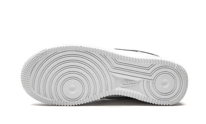 NK Air Force 1 Essential Alb Negru Auriu