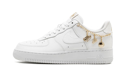 NK Air Force 1 Low LX White Pendant
