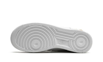 NK Air Force 1 Low LX White Pendant