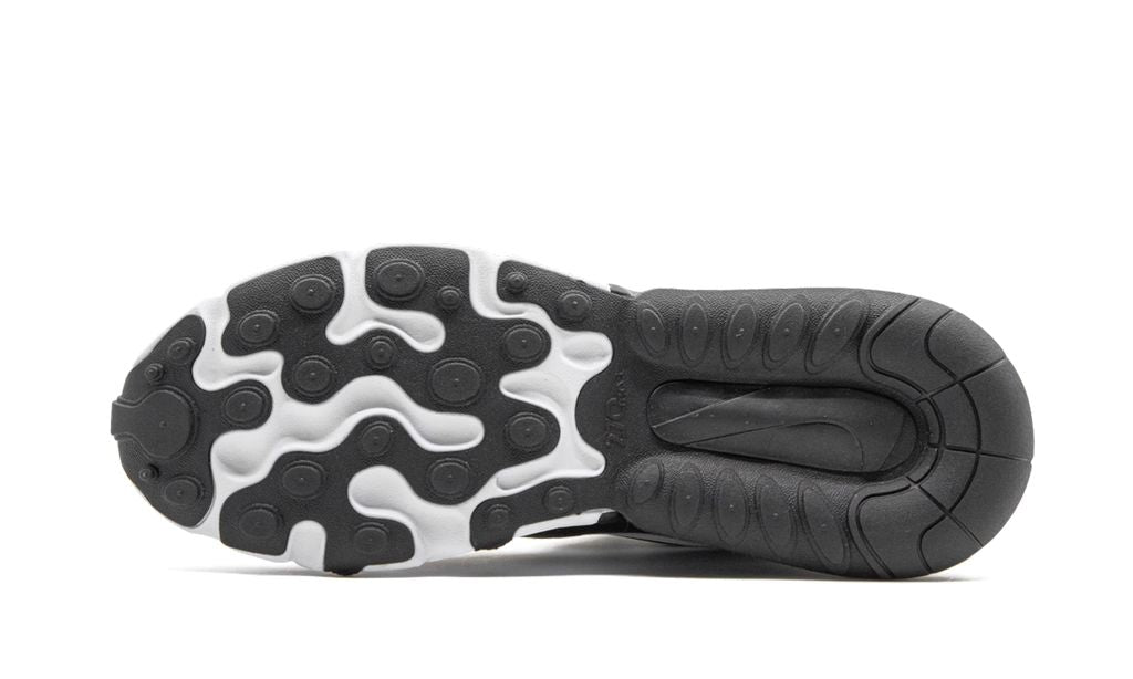 NK Air Max 270 React Black