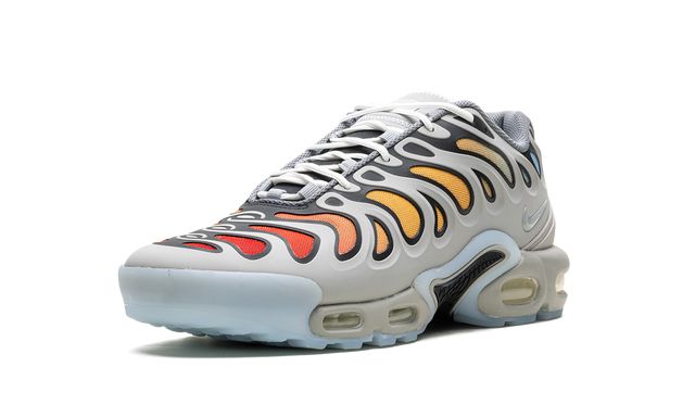 NK Air Max Plus Drift Light Smoke Grey
