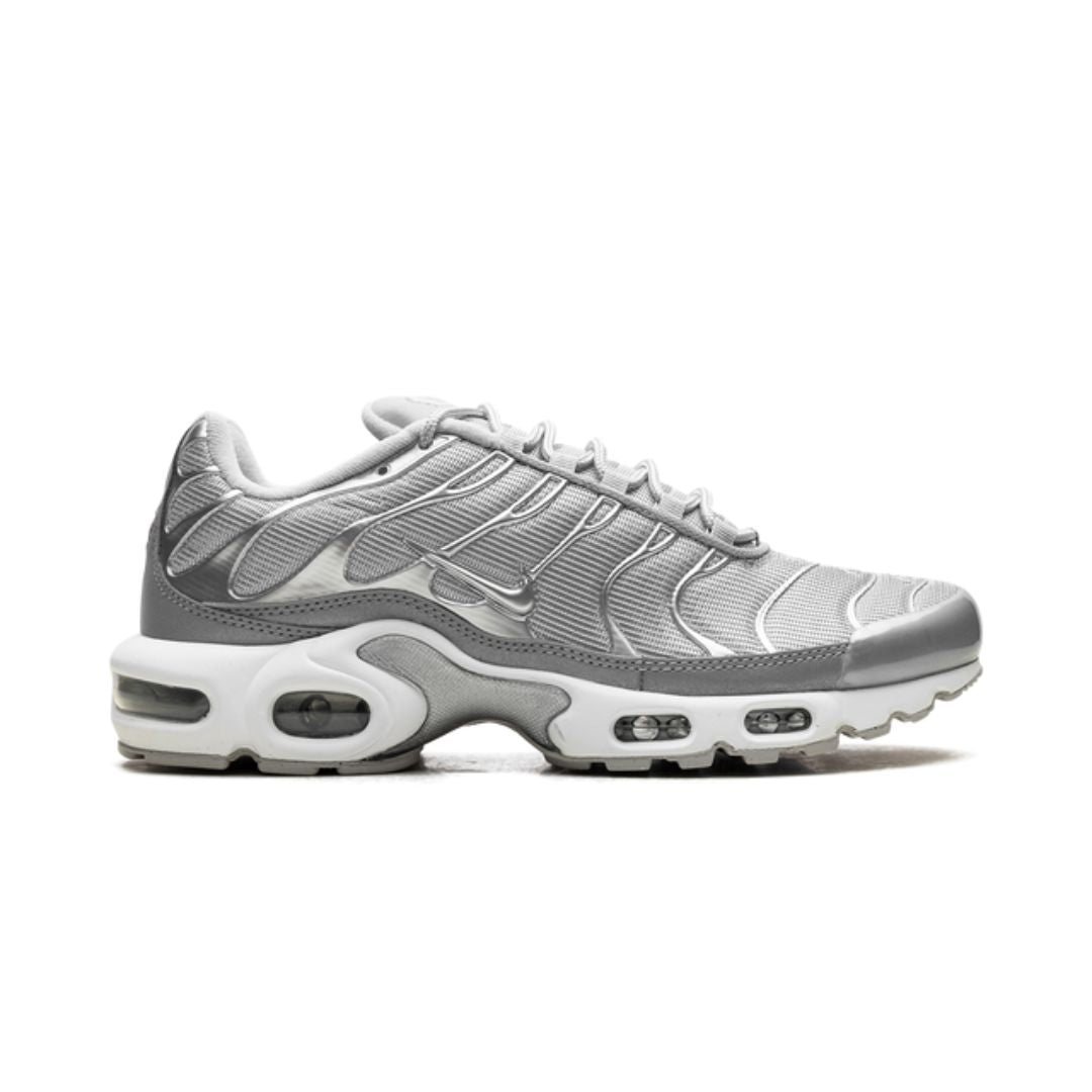 NK Air Max Plus Metallic Silver