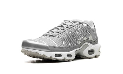 NK Air Max Plus Metallic Silver