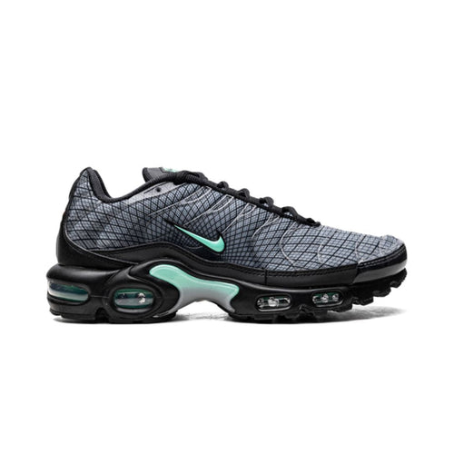 NK Air Max Plus Spirograph