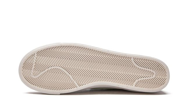 NK Blazer Mid 77 White Pine Green