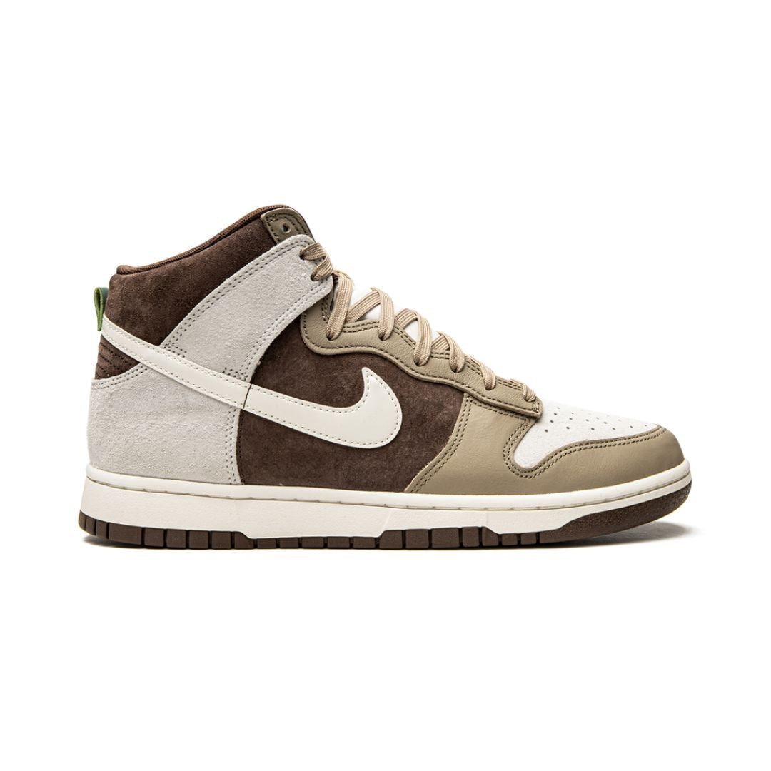 NK Dunk High Light Chocolate