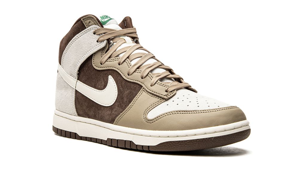 NK Dunk High Light Chocolate