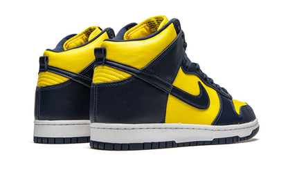 NK Dunk High Michigan