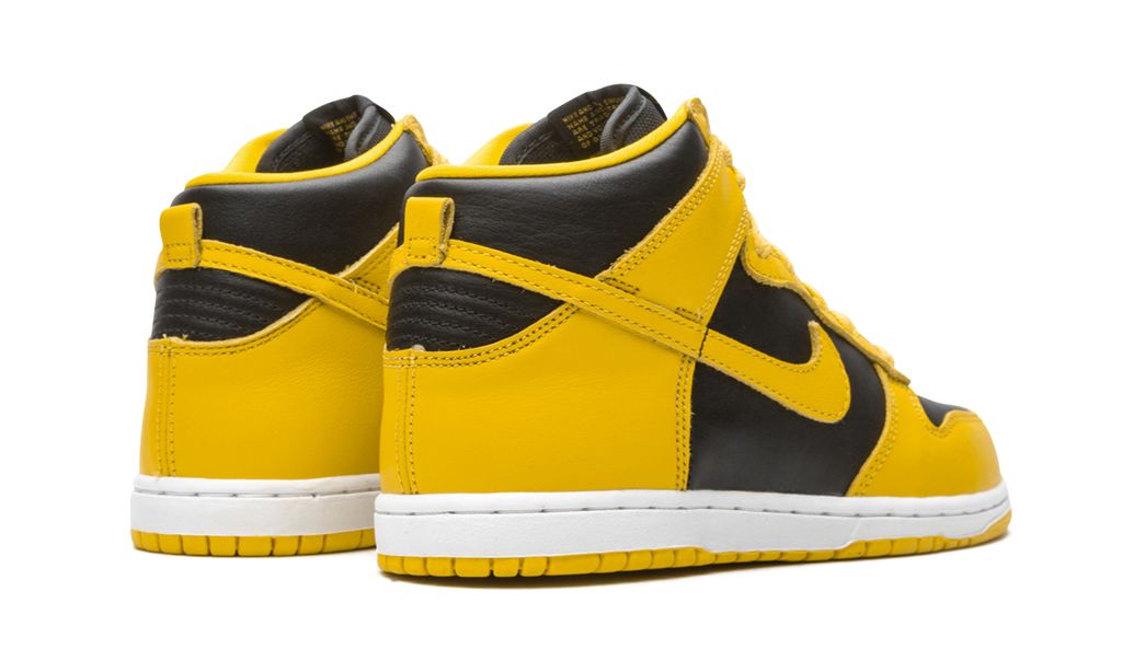 NK Dunk High Varsity Maize