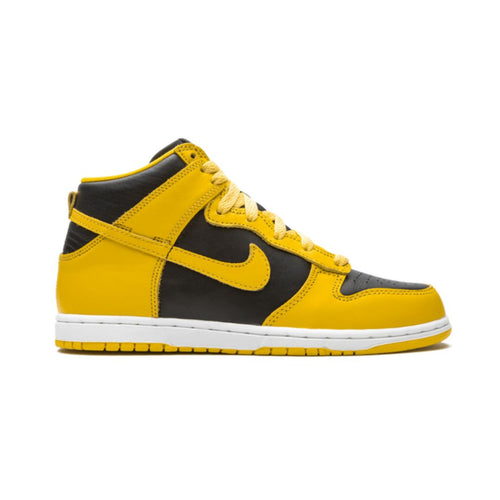 NK Dunk High Varsity Maize