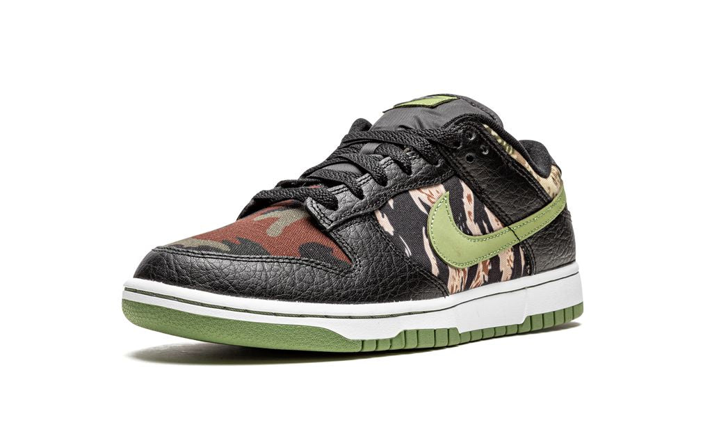 NK Dunk Low Crazy Camo