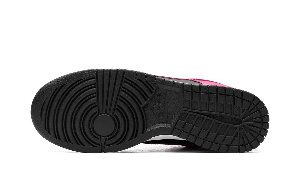 NK Dunk Low "Fierce Pink/Black"