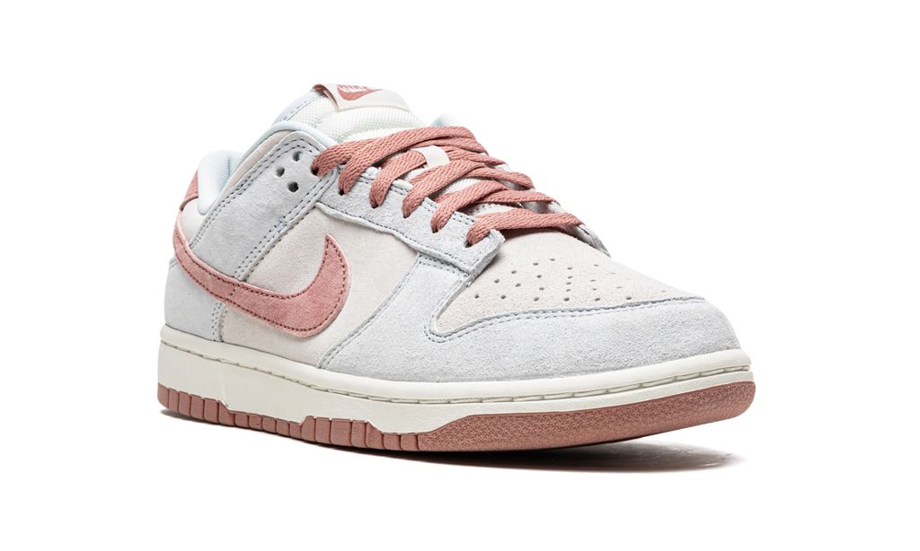 NK Dunk Low Fossil Rose