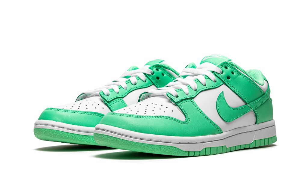 NK Dunk Low Green Glow