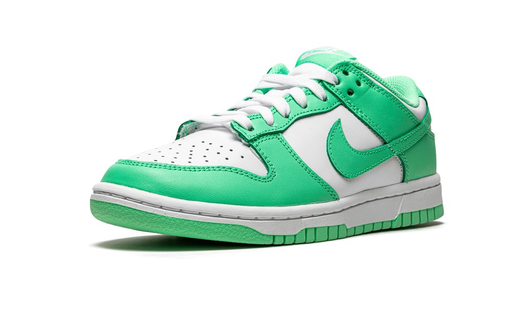 NK Dunk Low Green Glow