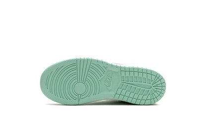 NK Dunk Low "Mint Foam"