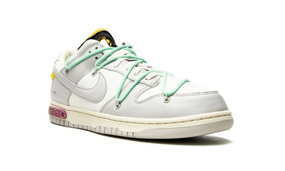 NK Dunk Low Off White Lot 04:50