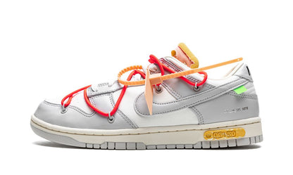 NK Dunk Low Off White Lot 06:50