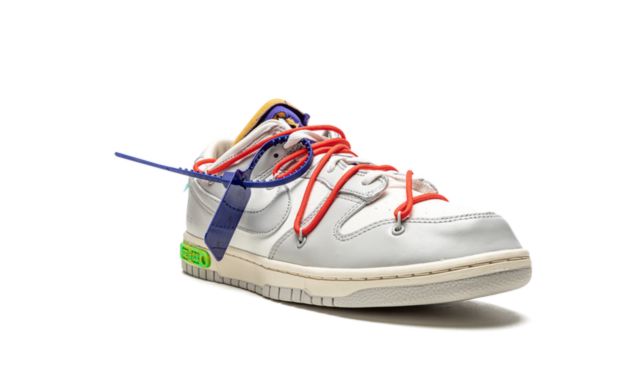 NK Dunk Low Off-White Lot 23:50