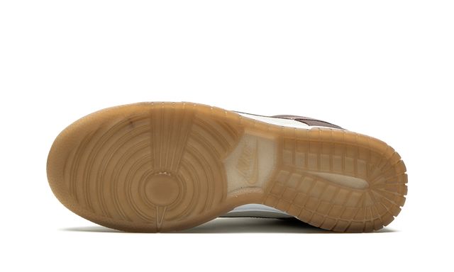 NK Dunk Low Plum Eclipse