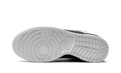 NK Dunk Low Retro Reverse Panda