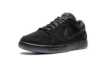 NK Dunk Low SP Undefeated 5 On It Black