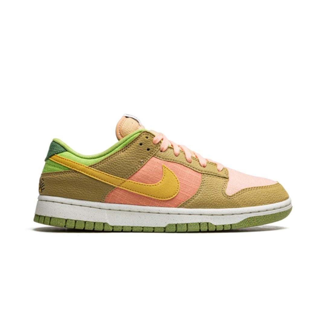 NK Dunk Low Sun Club Arctic Orange