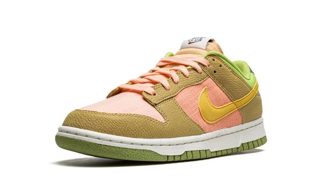 NK Dunk Low Sun Club Arctic Orange