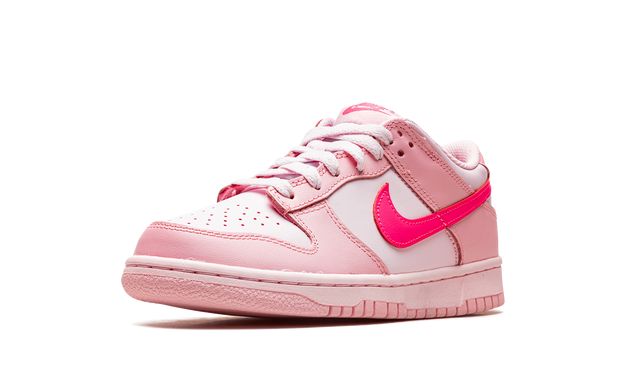 NK Dunk Low Triple Pink (Barbie)