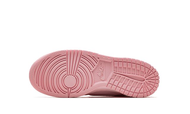NK Dunk Low Triple Pink (Barbie)