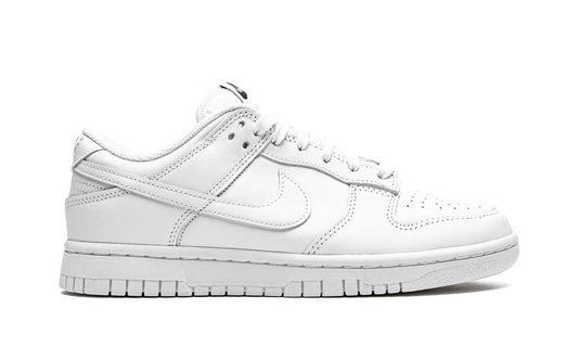 NK Dunk Low Triple White