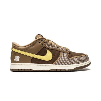 NK Dunk Low Undefeated Canteen