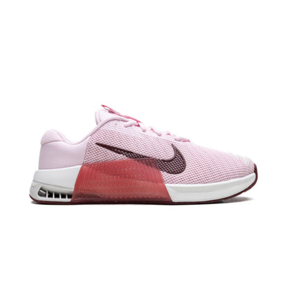 NK Metcon 9 Pink Foam