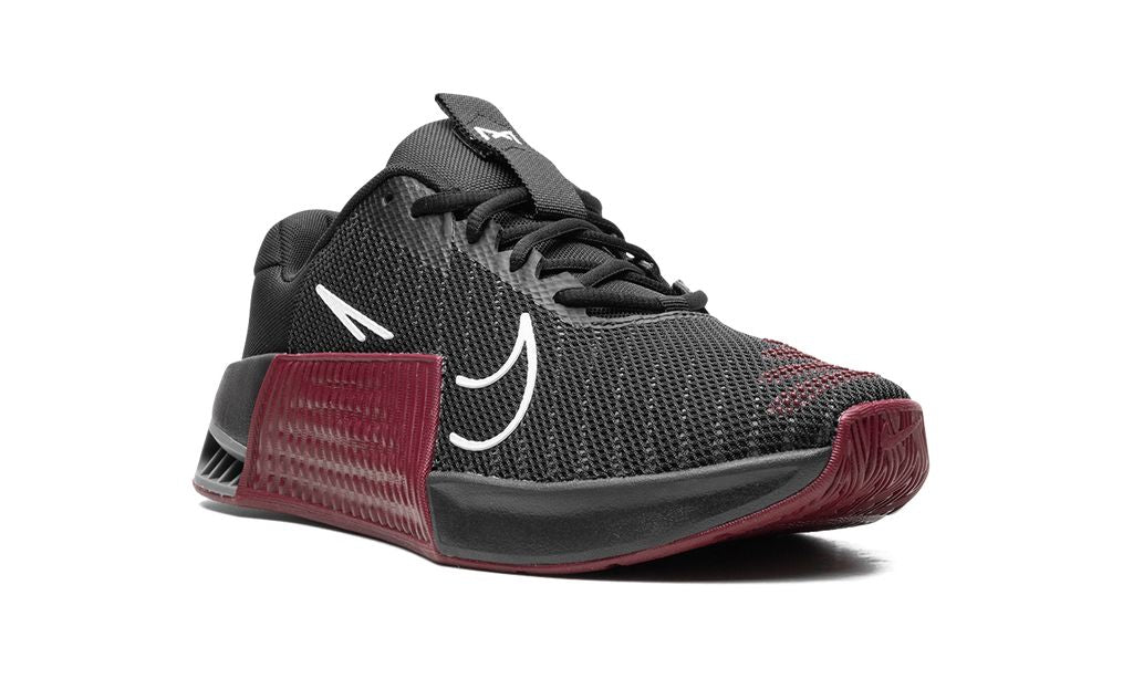 NK Metcon 9 TB Black Maroon
