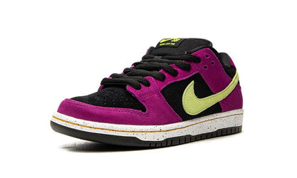 NK SB Dunk Low ACG Terra Red Plum