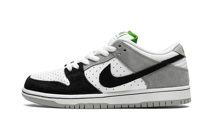 NK SB Dunk Low Chlorophyll