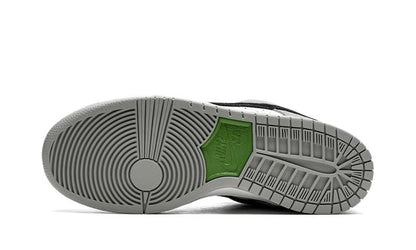 NK SB Dunk Low Chlorophyll