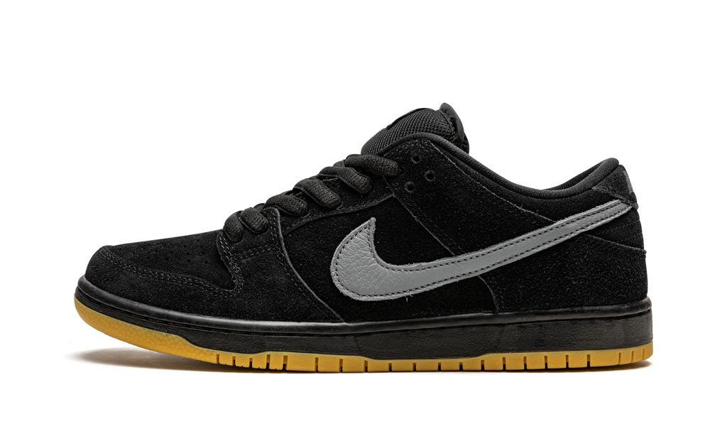 NK SB Dunk Low Fog