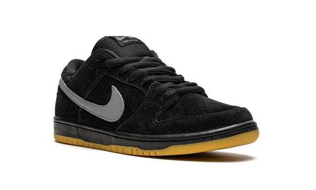 NK SB Dunk Low Fog